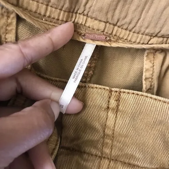 Free People Yellow Pleated Cotton Cropped Denim Casual Pants NWOT 12 - Picture 10 of 10